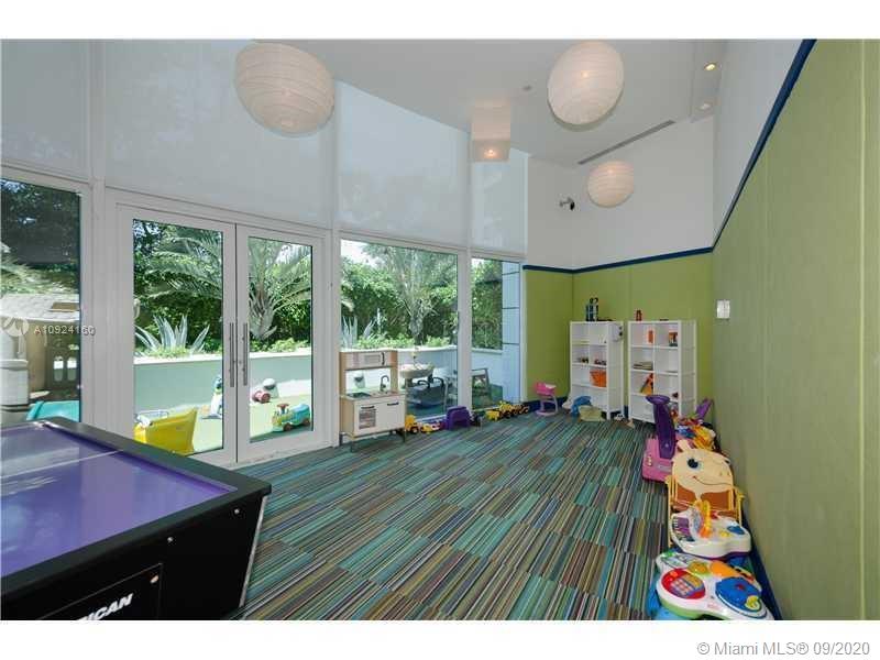 2127 Brickell Avenue, Unit 2804 Miami, FL 33129 - Photo 33 of 39