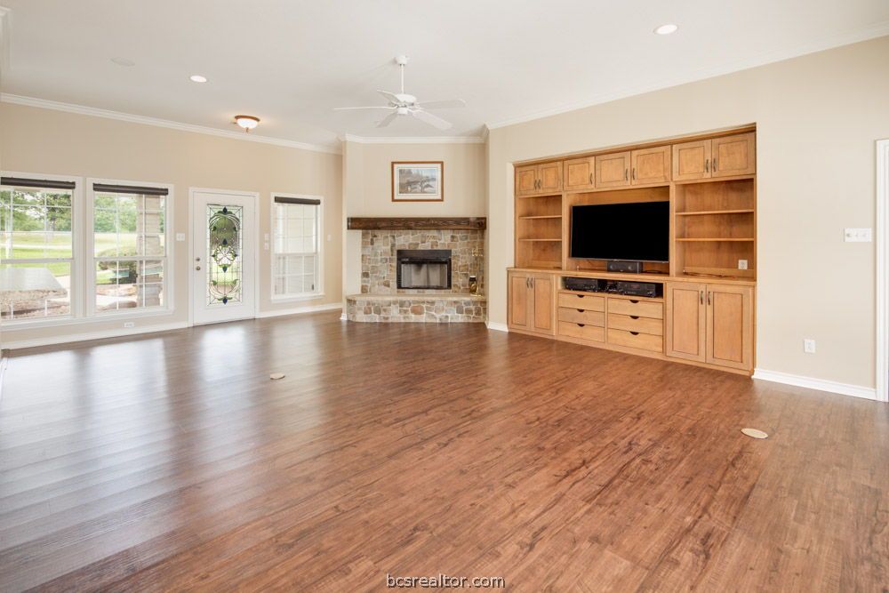 7710 Elmo Weedon Road Bryan, TX 77808 - Photo 10 of 48