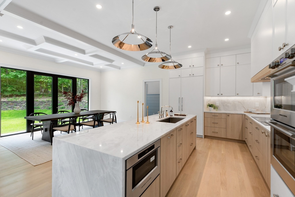 92 Hill Street Lexington, MA 02421 - Photo 13 of 41