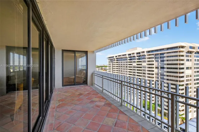 $7,200 | 2 Grove Isle Drive, Unit B1505, Miami, FL 33133