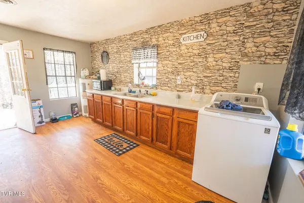 $125,000 | 179 A Sutton Hollow Road, Sneedville, TN 37869