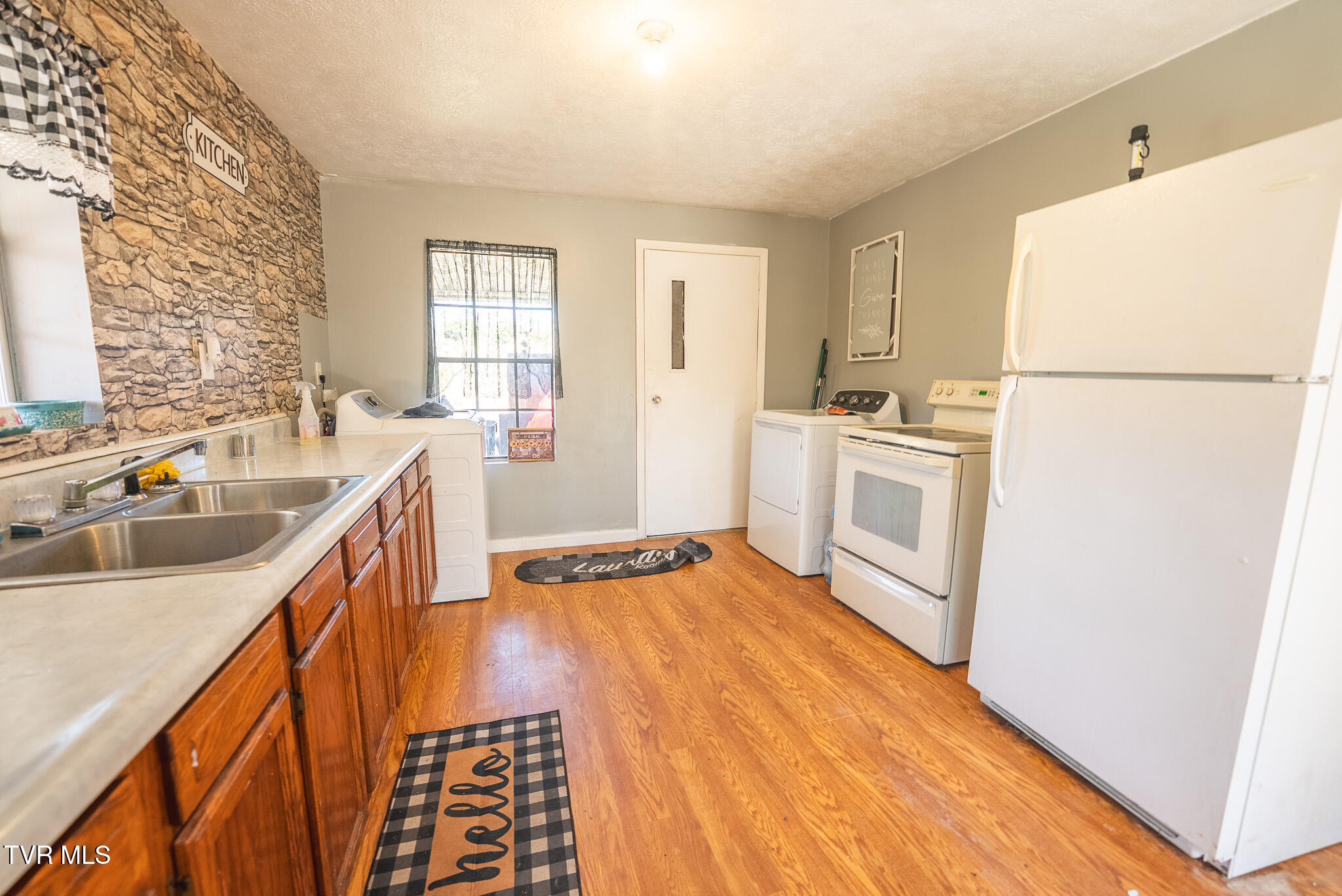 179 A Sutton Hollow Road Sneedville, TN 37869 - Photo 10 of 26 DSC09872