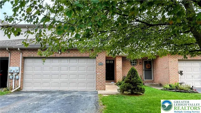 $2,600 | 2898 Sequoia Drive, Lower Macungie Township, PA 18062