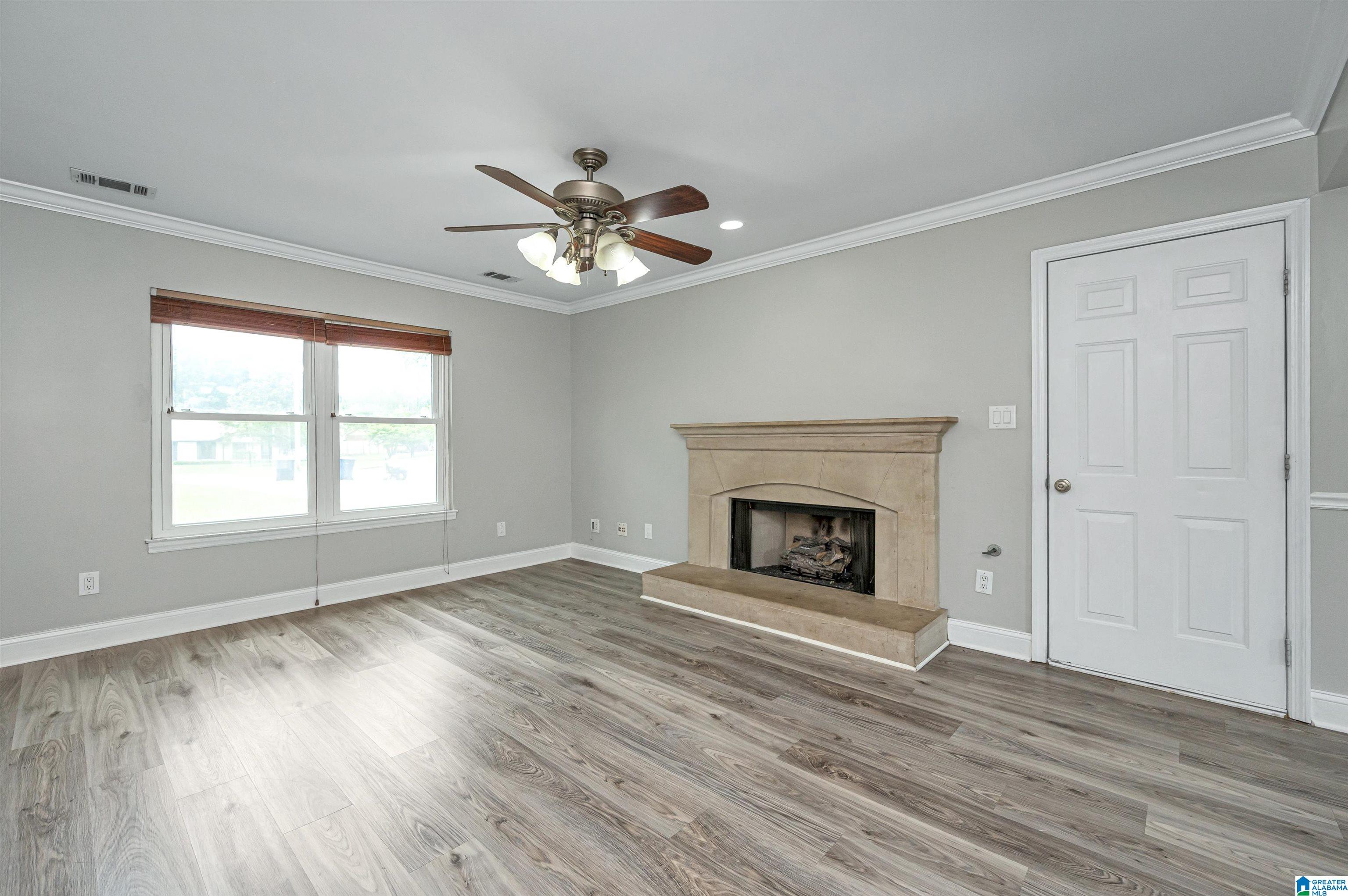 172 Winterhaven Drive Alabaster, AL 35007 - Photo 5 of 35
