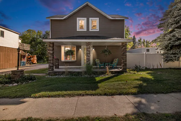 $259,900 | 259 5th Avenue, Manistee, MI 49660