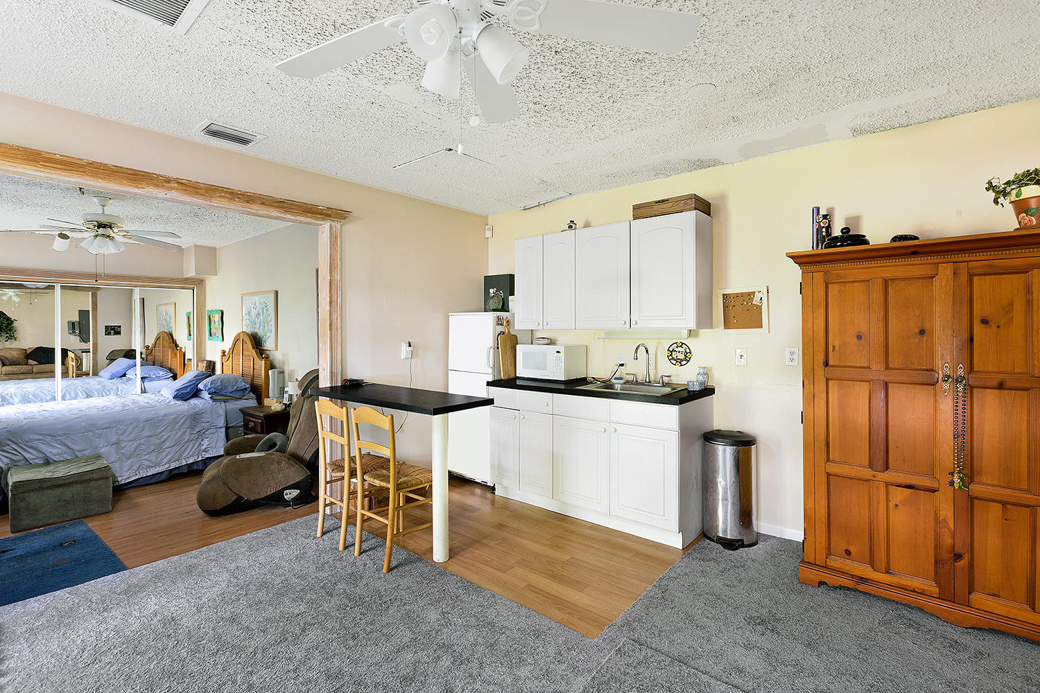 3991 Northwest 4th Avenue Boca Raton, FL 33431 - Photo 24 of 39 23_MotherInLawSuite_1