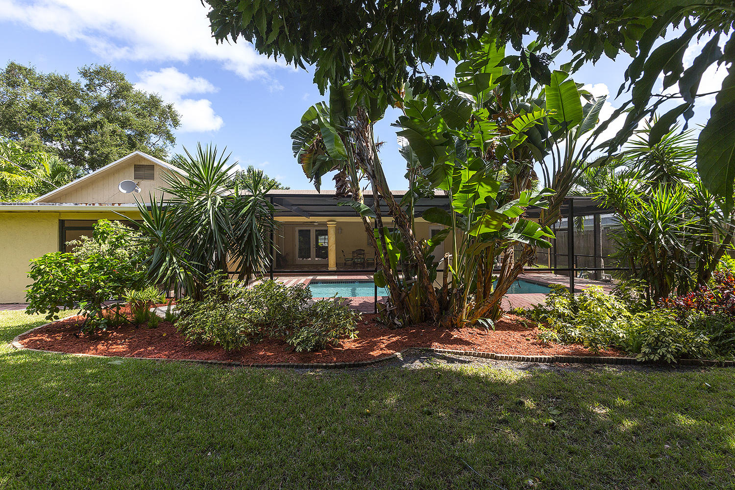 3991 Northwest 4th Avenue Boca Raton, FL 33431 - Photo 35 of 39 30_BackExterior_1