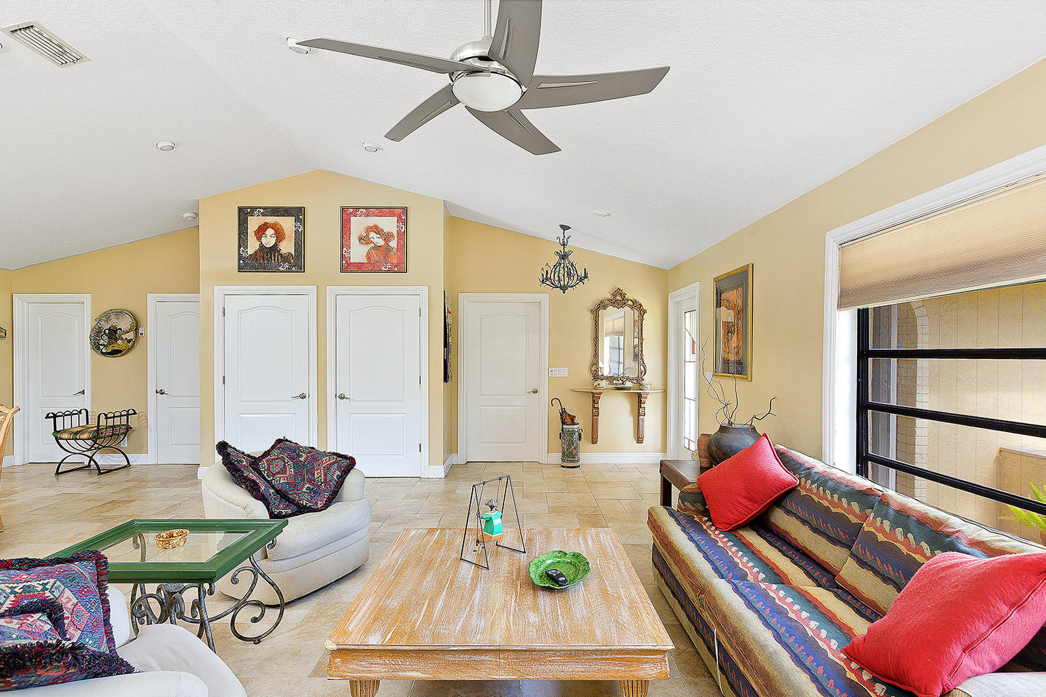 3991 Northwest 4th Avenue Boca Raton, FL 33431 - Photo 7 of 39 07_EntranceArea