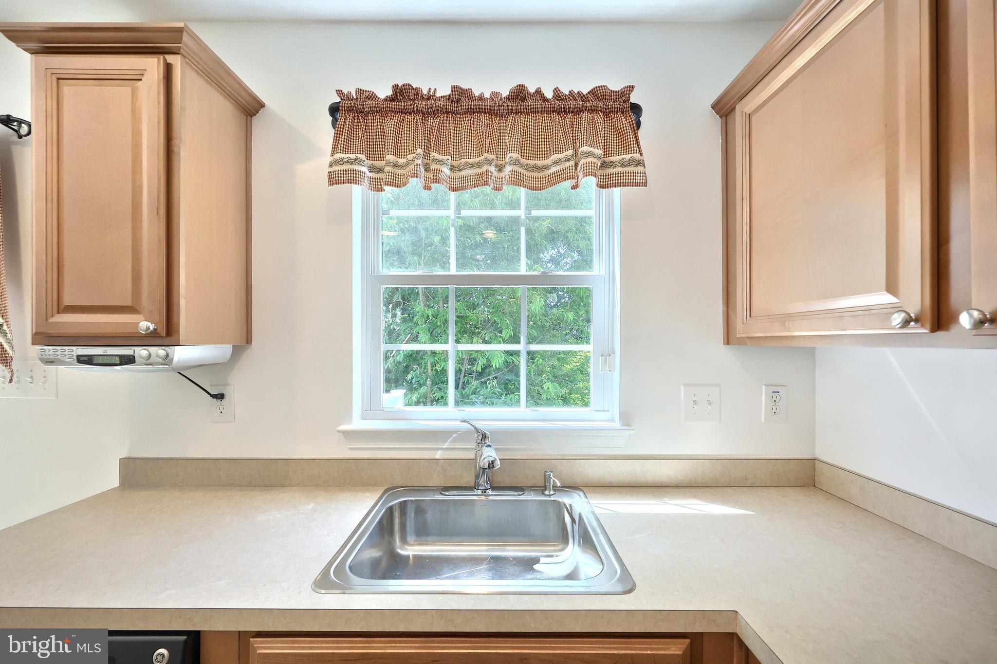 425 Lakeview Drive Spring Grove, PA 17362 - Photo 26 of 51 a view of a sink and a window