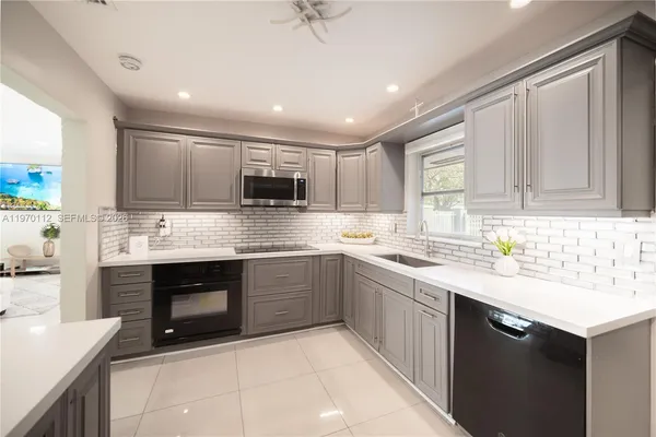 $664,990 | 2121 Northeast 62nd Street, Fort Lauderdale, FL 33308