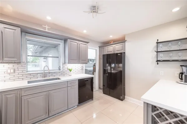 $664,990 | 2121 Northeast 62nd Street, Fort Lauderdale, FL 33308