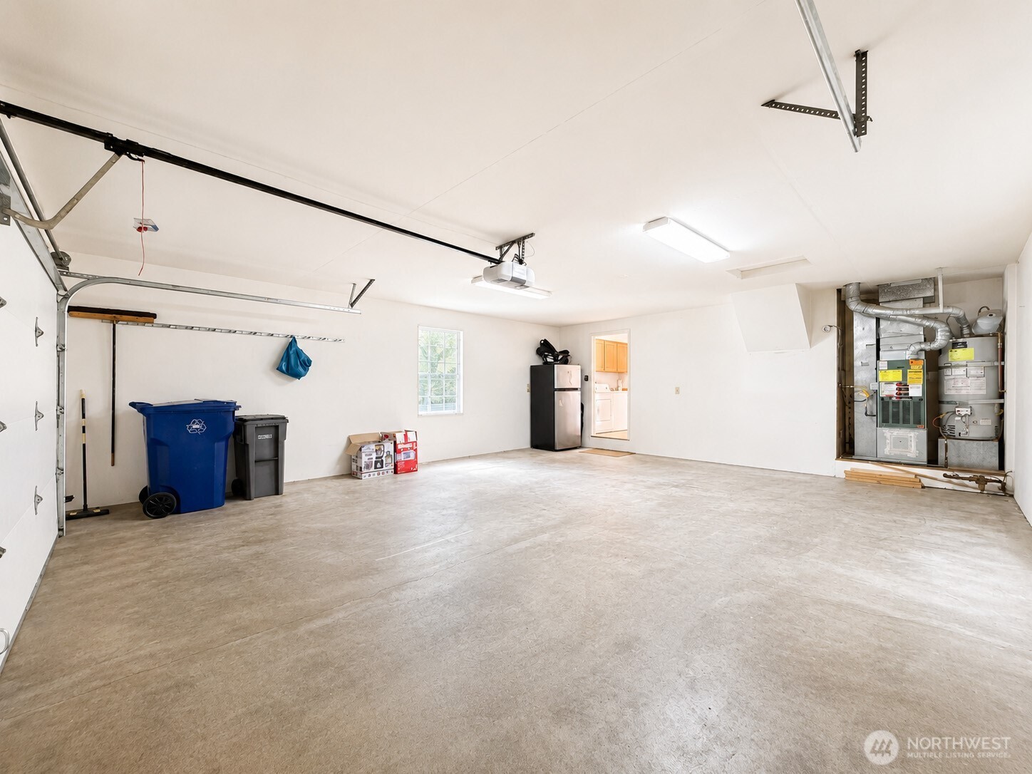 2009 Mill Pointe Drive Southeast Bothell, WA 98012 - Photo 28 of 40
