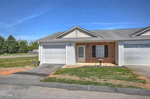 $210,000 | 2518 Plymouth Road, Unit 45, Johnson City, TN 37601