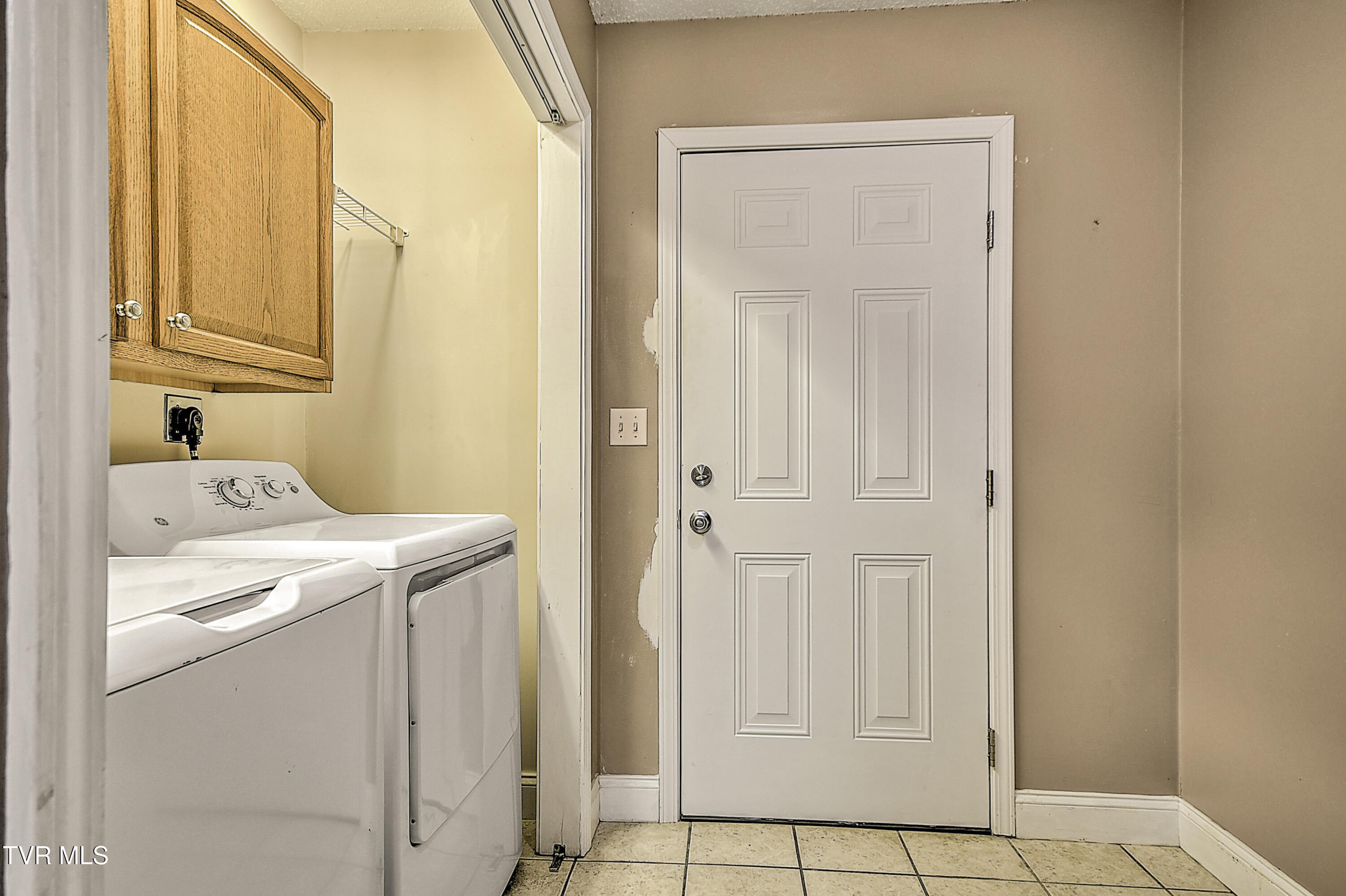 2518 Plymouth Road, Unit 45 Johnson City, TN 37601 - Photo 17 of 25 2518 Plymouth TH-19