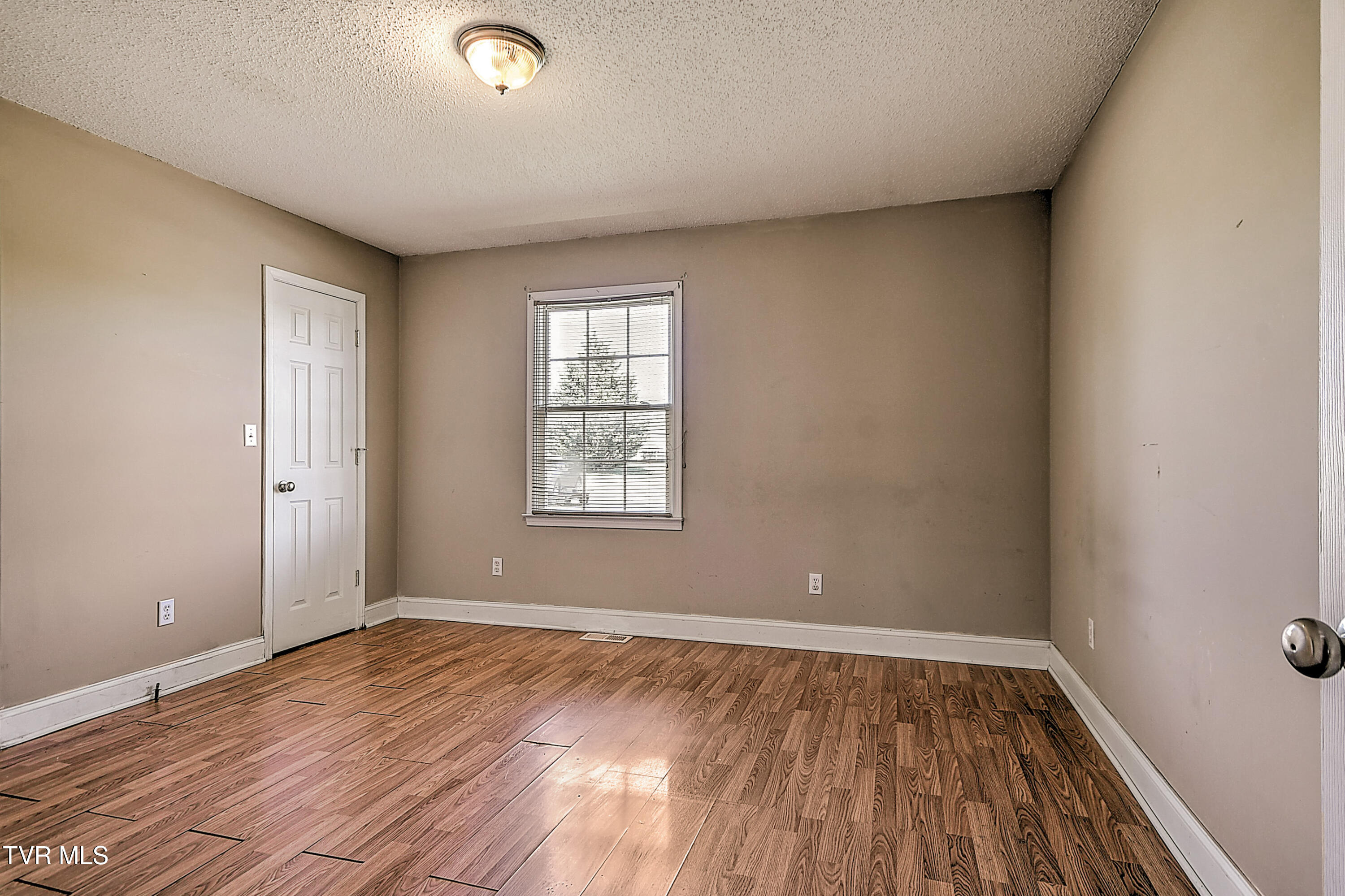 2518 Plymouth Road, Unit 45 Johnson City, TN 37601 - Photo 18 of 25 2518 Plymouth TH-20