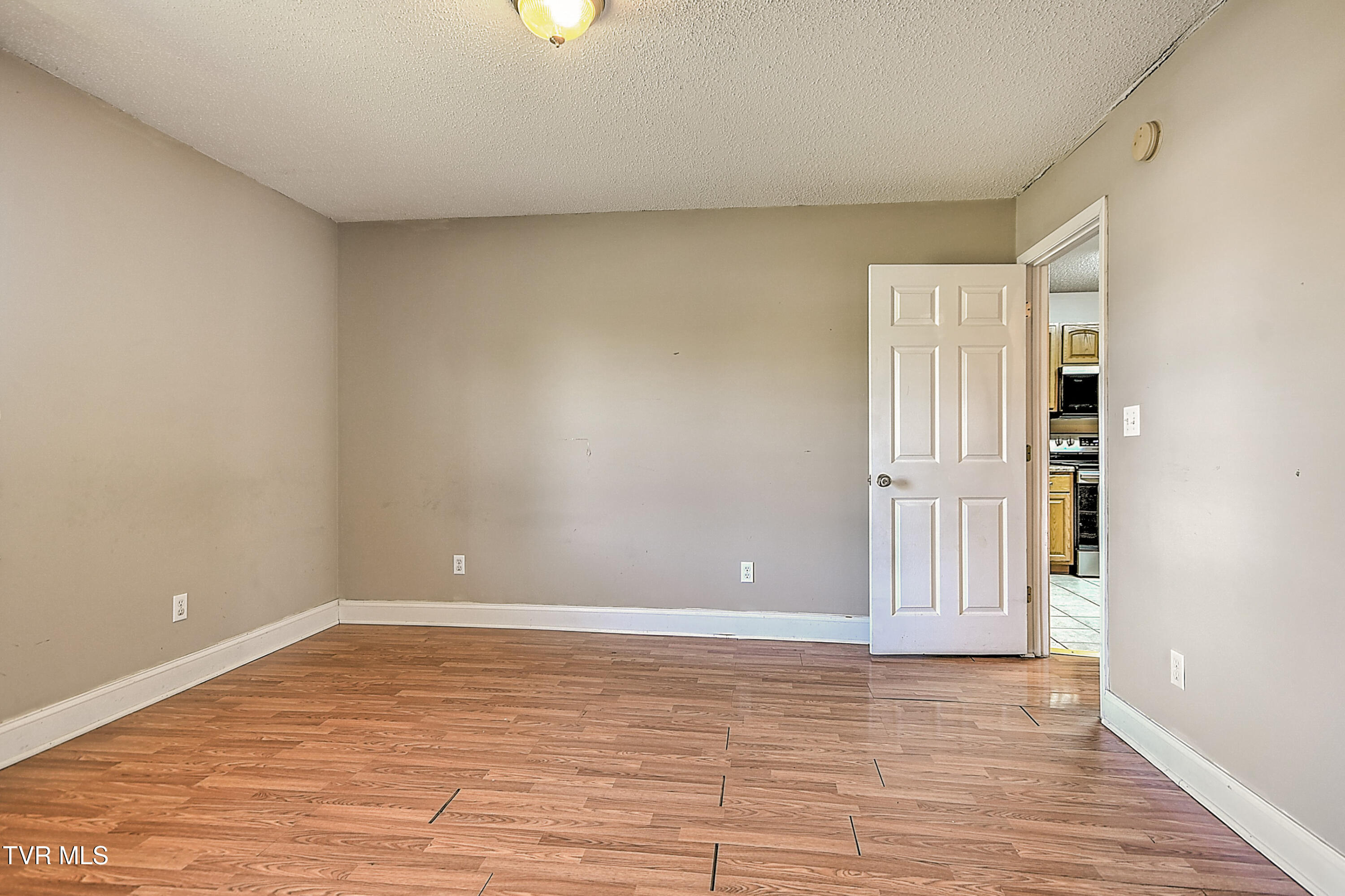 2518 Plymouth Road, Unit 45 Johnson City, TN 37601 - Photo 19 of 25 2518 Plymouth TH-23