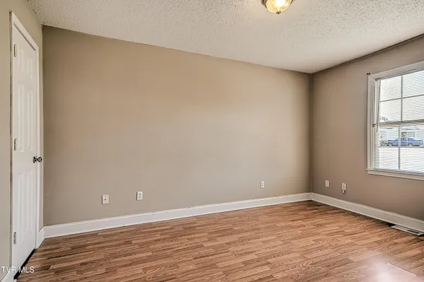 $210,000 | 2518 Plymouth Road, Unit 45, Johnson City, TN 37601