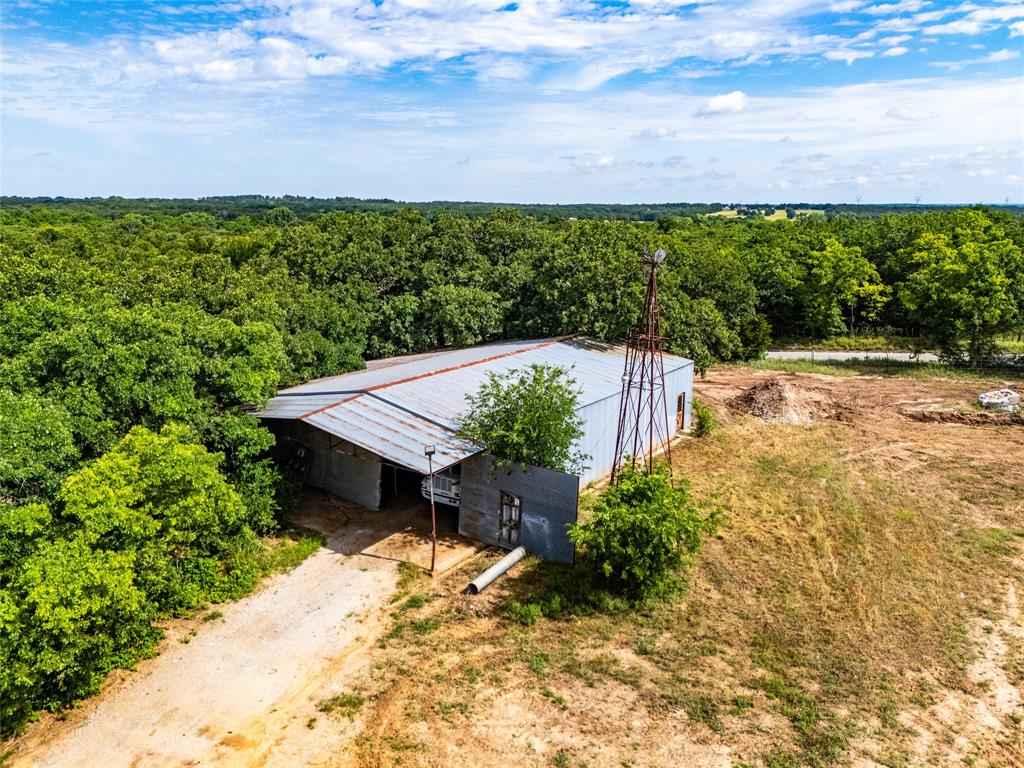 390 County Road 1475 Road Chico, TX 76431 - Photo 4 of 36