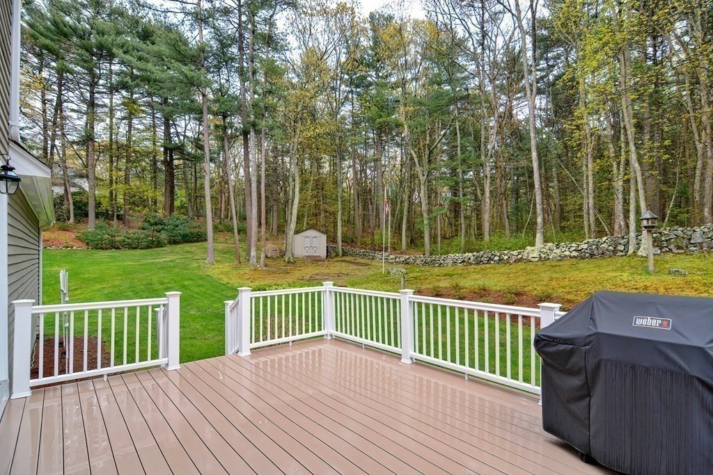 21 Juniper Road Franklin, MA 02038 - Photo 3 of 36 Gallery Image 3
