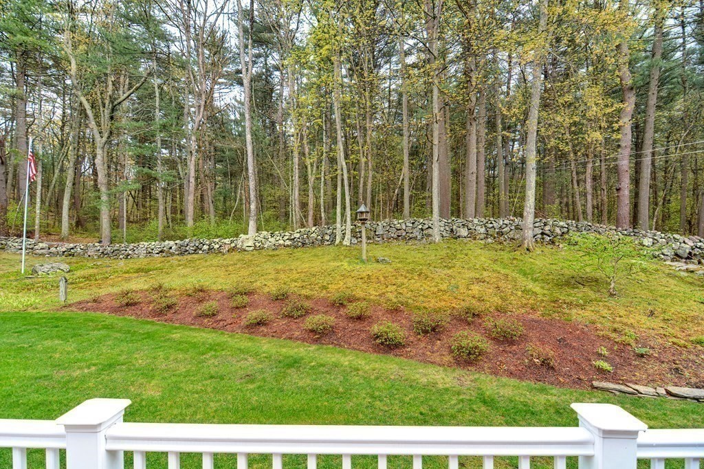 21 Juniper Road Franklin, MA 02038 - Photo 5 of 36 Gallery Image 5