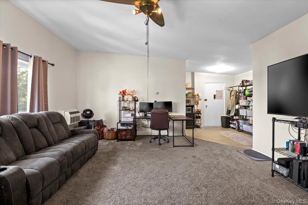 267 North Newbridge Road, Unit 2D Levittown, NY 11756 - Photo 7 of 22 Main living and Office Space