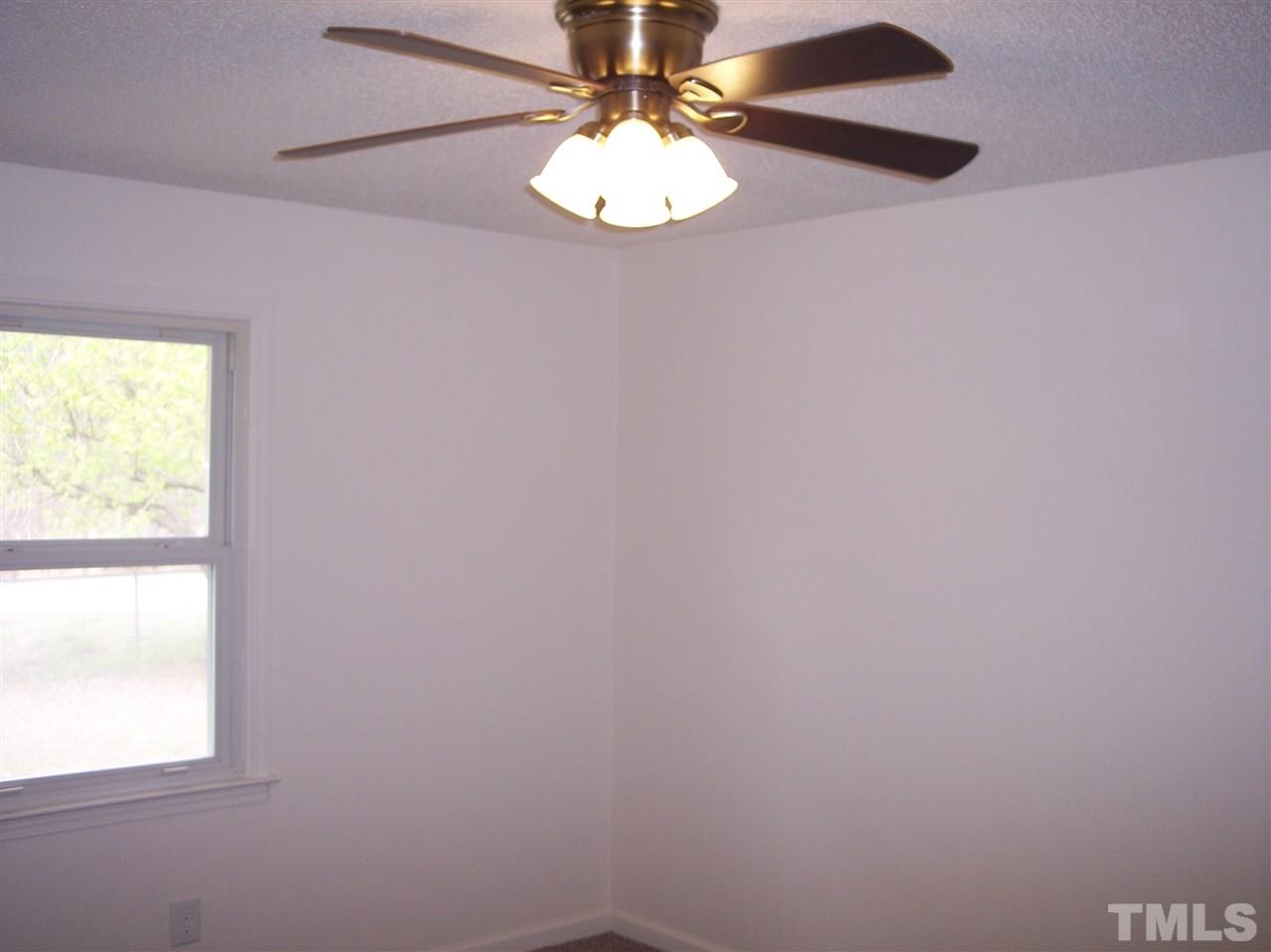 93 Biz Road Selma, NC 27576 - Photo 17 of 18 Gallery Image 17