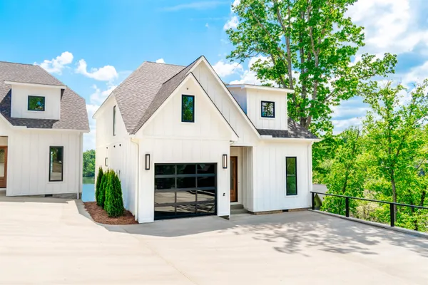 $1,200,000 | 154 Caribe Royale Pointe, Savannah, TN 38372