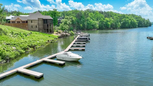 $1,200,000 | 154 Caribe Royale Pointe, Savannah, TN 38372