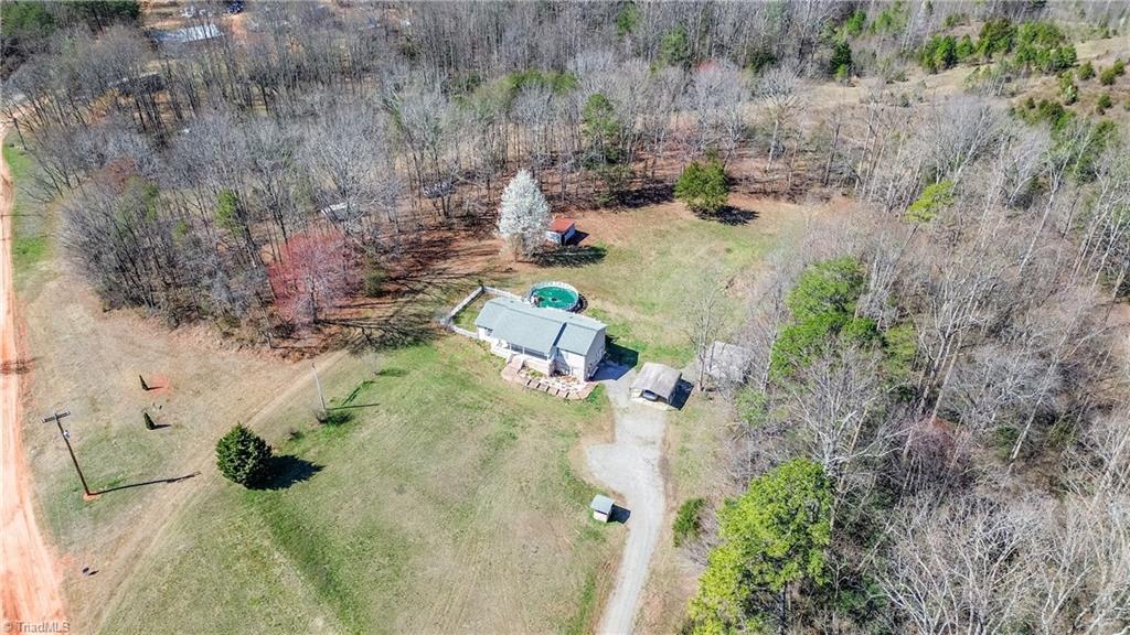 311 Fletcher Road Union Grove, NC 28689 - Photo 5 of 45