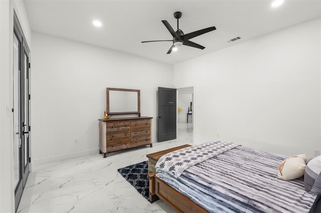 265 Shadow Oaks Streetman, TX 75859 - Photo 21 of 40 Primary Bedroom