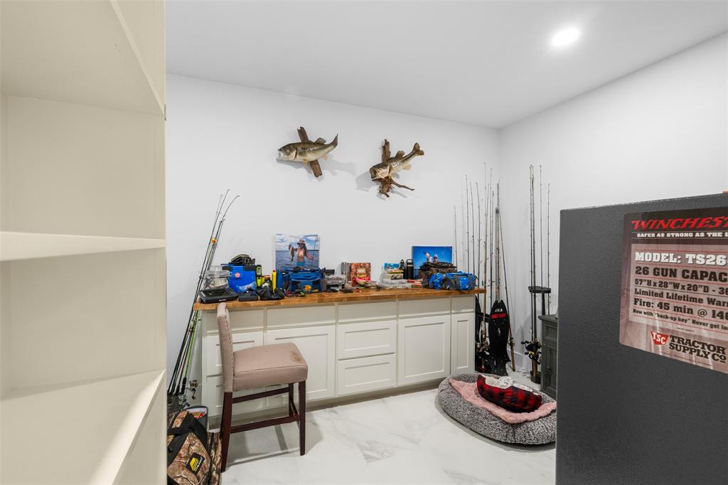 265 Shadow Oaks Streetman, TX 75859 - Photo 27 of 40 Hidden Room