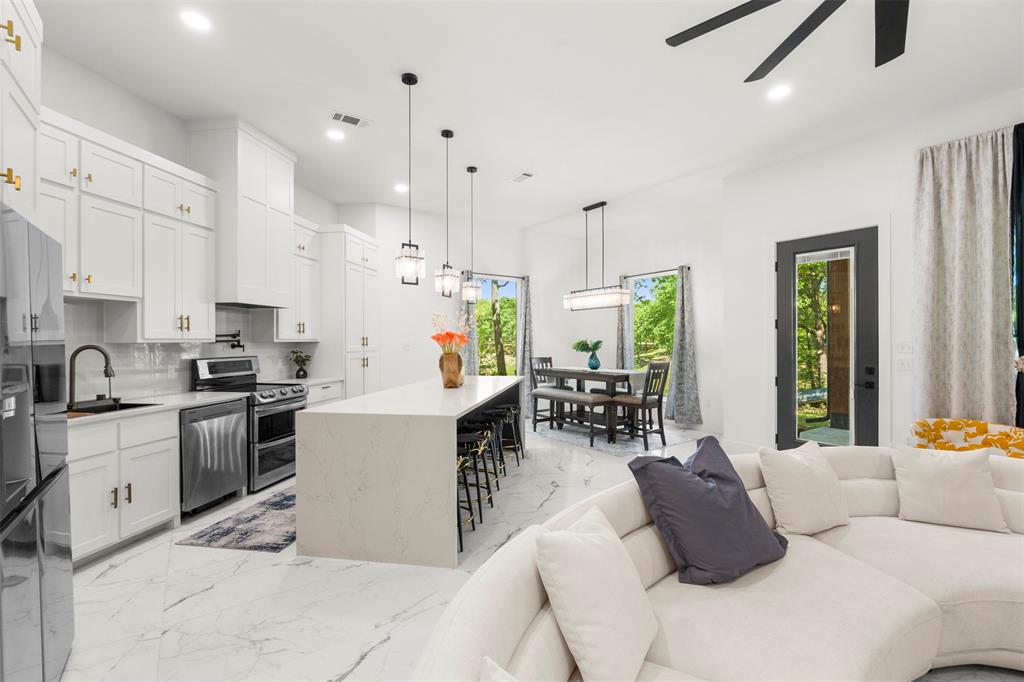 265 Shadow Oaks Streetman, TX 75859 - Photo 7 of 40