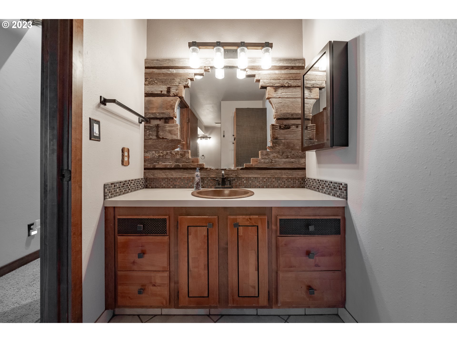 1310 River Road, Unit 12 Longview, WA 98632 - Photo 18 of 30 Bathroom