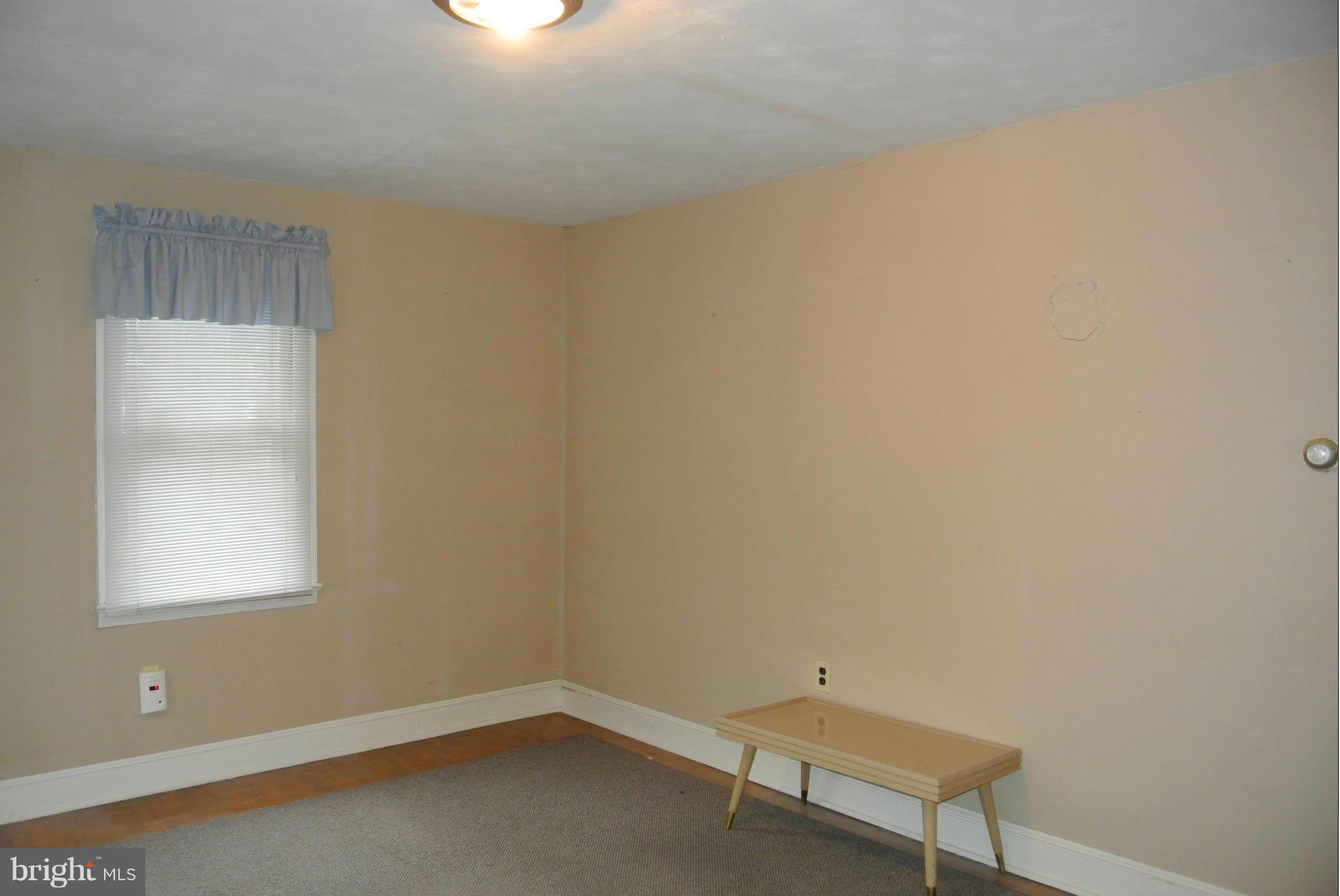 479 Welltown Road Winchester, VA 22603 - Photo 5 of 15 Living Room
