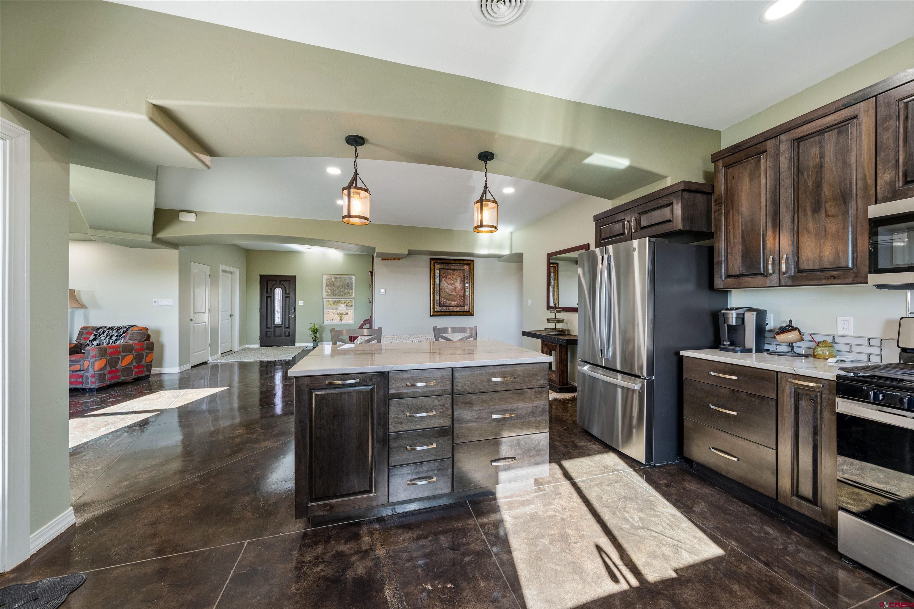 4425 Elk Rdg Court Farmington, NM 87401 - Photo 12 of 45