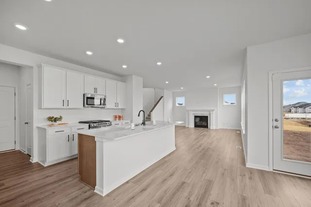 $574,900 | 1520 Philipp Way, Shakopee, MN 55379