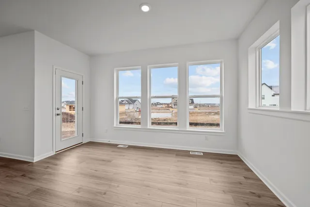 $574,900 | 1520 Philipp Way, Shakopee, MN 55379