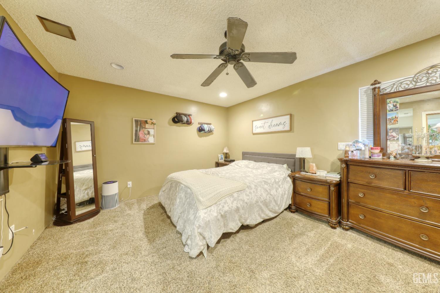 Undisclosed Address Bakersfield, CA 93308 - Photo 27 of 64