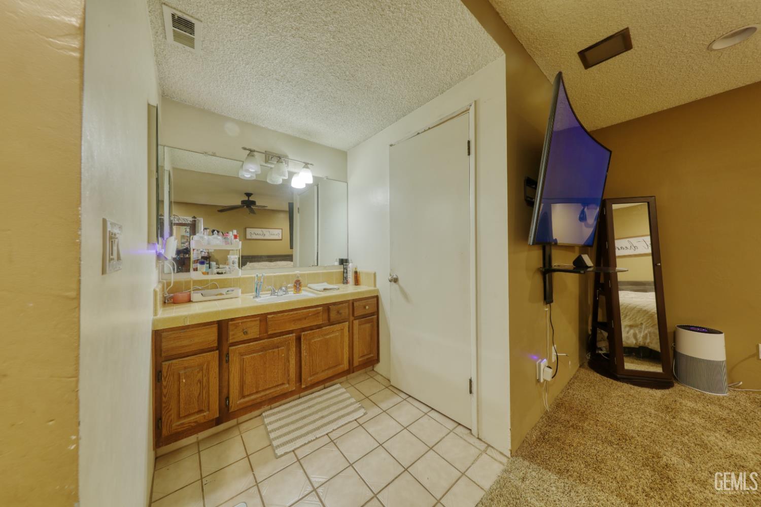 Undisclosed Address Bakersfield, CA 93308 - Photo 29 of 64