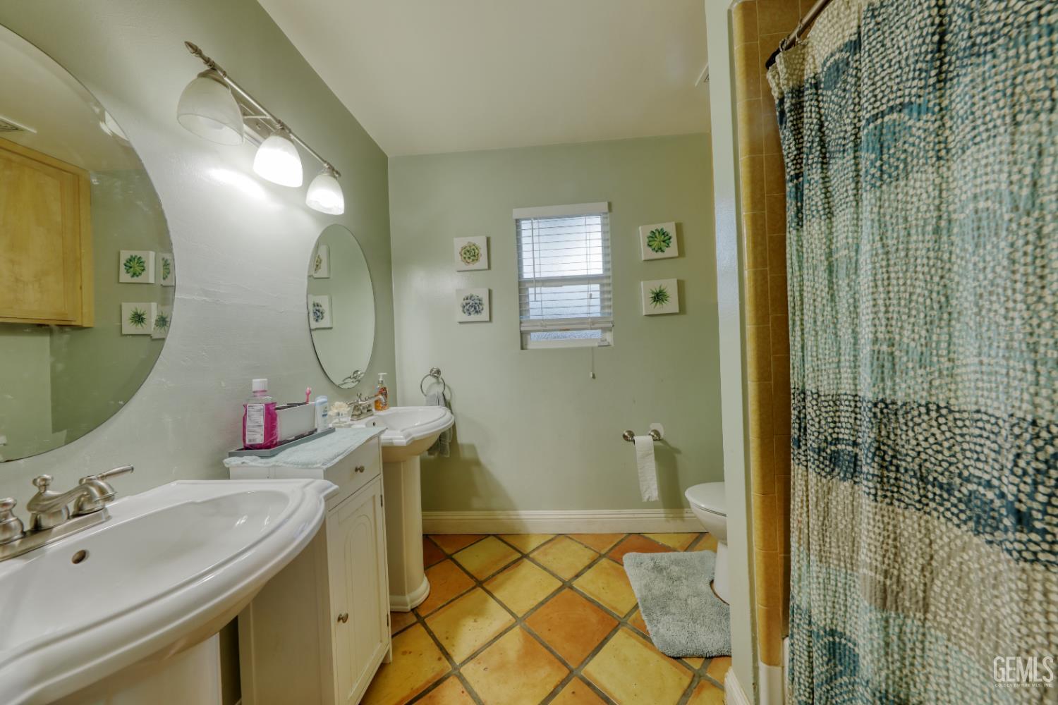 Undisclosed Address Bakersfield, CA 93308 - Photo 40 of 64