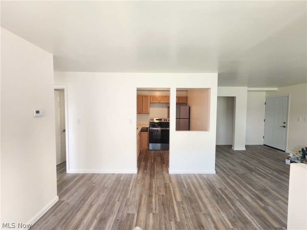 26680 Tungsten Road, Unit 102 Euclid, OH 44132 - Photo 3 of 12