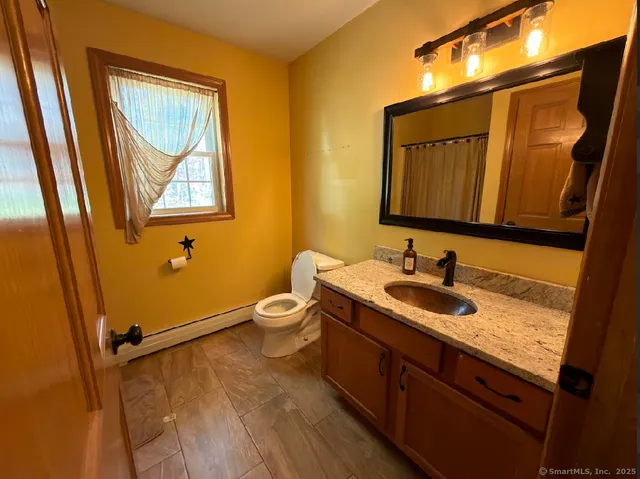 $425,000 | 15 Ryler Court, Thompson, CT 06255