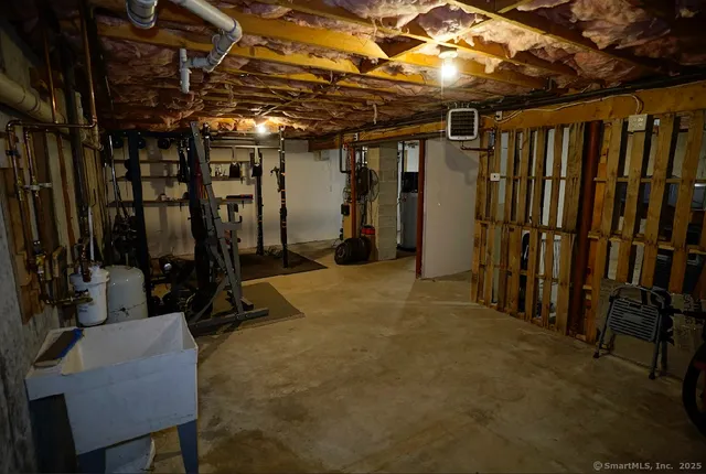 $425,000 | 15 Ryler Court, Thompson, CT 06255