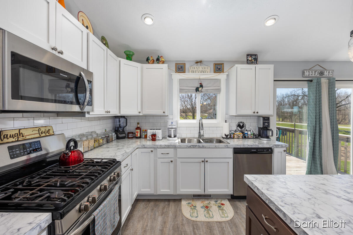 11555 Hawks Landing Road Lowell, MI 49331 - Photo 19 of 61 IMG_1013