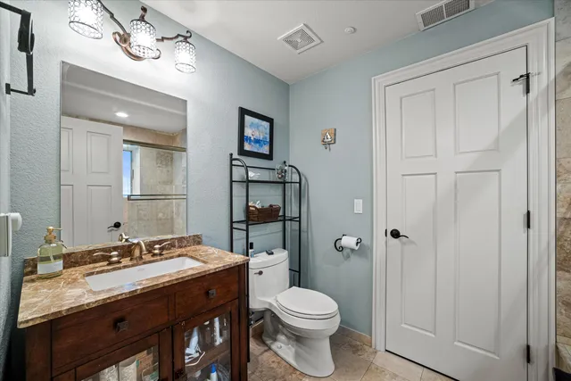 $1,375,000 | W332N6211 County Rd C, Merton, WI 53058