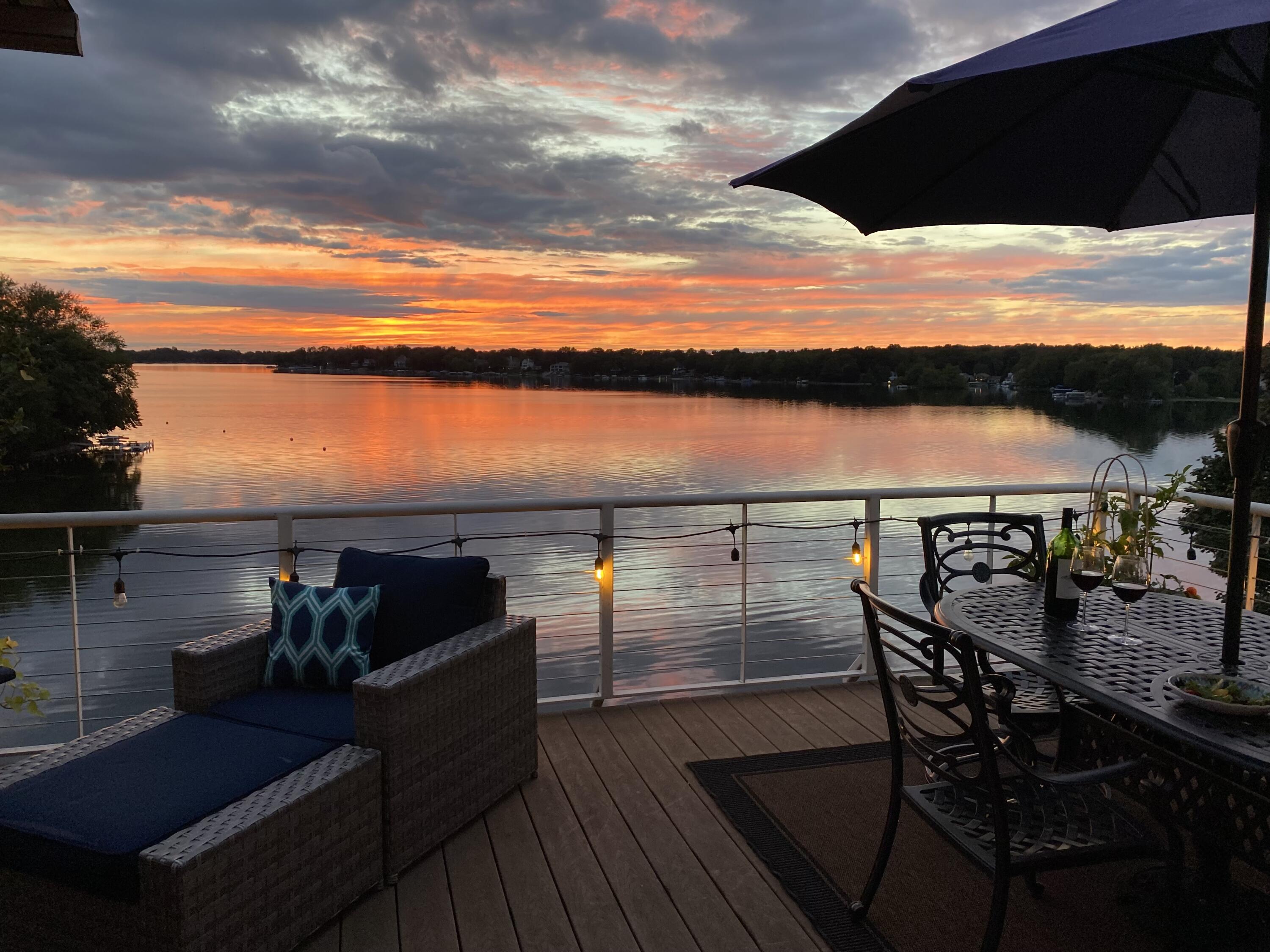 W332N6211 County Rd C Merton, WI 53058 - Photo 49 of 58 Sunsets