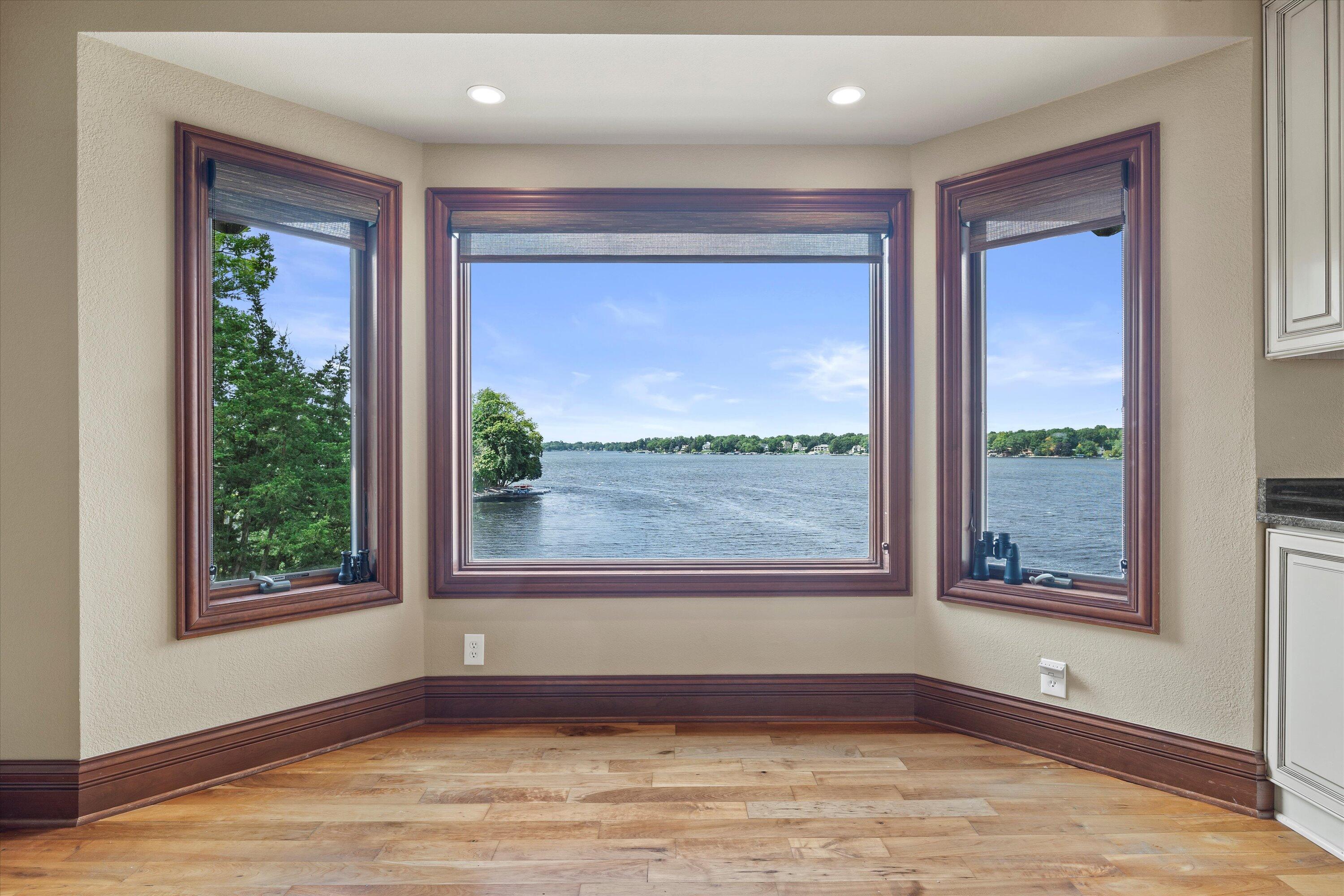 W332N6211 County Rd C Merton, WI 53058 - Photo 5 of 58 Kitchen dinette View