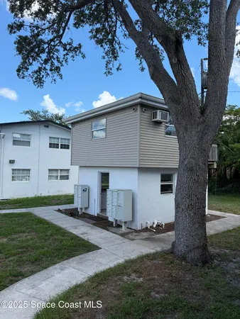 $1,250 | 1440 Parkway Drive, Unit 8A, Melbourne, FL 32935