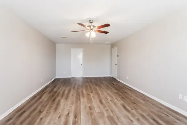 $2,185 | 7931 Evergreen Terrace Lane, Houston, TX 77040