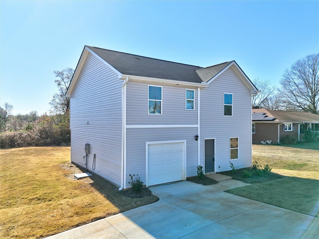 110 Dixie Drive Anderson, SC 29624 - Photo 2 of 29